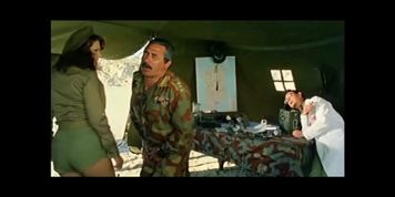 "La Soldatessa Alla Visita Militare" BallBusting Knee (Edwige Fenech)