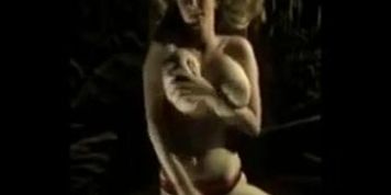 Big Tit blonde Masturbates