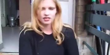 Top model Lara Stone smoking