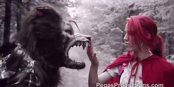 Lil Red Riding Slut (Cherry Potter)