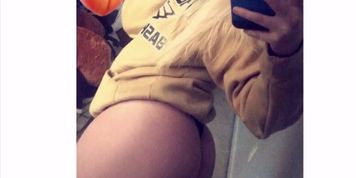 White Girl with a FAT ASS