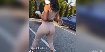 Thick ass girls with fat booty Twerking 