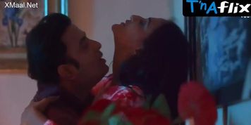 Mahi Kaur Sexy Scene  in Psycho Saiyyan