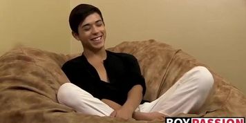 Sexy brunette twink Jamie Sanders loves being a bottom