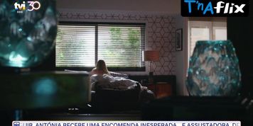 Barbara Meirelles Breasts Scene  in Queridos Papas