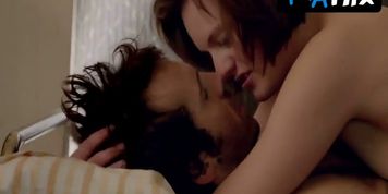 Elisabeth Moss Breasts Scene  in Top Of The Lake