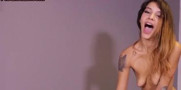 THE SHADY SPA - Massaging perverted slut loves jerking huge white cock (Kaylana Reese)