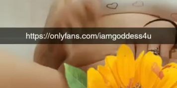 Goddess Scarlett masturbating Snapch@t Onlyfans