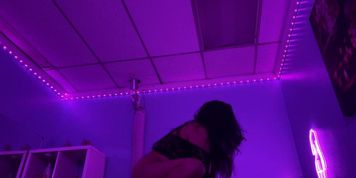 LATINA BLOWJOB MASSAGE PARLOR