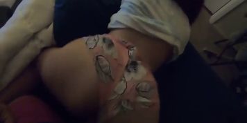 Ameture Lightskin Gets Nutted in