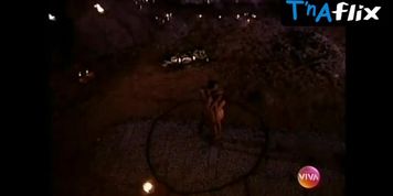 Juliana Paes Sexy Scene  in Brava Gente