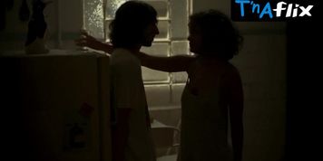 Thaina Duarte Sexy Scene  in Aruanas