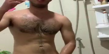Thai boy shower1