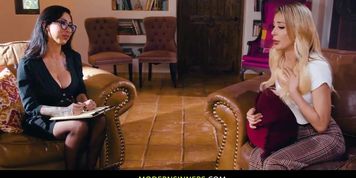 Aiden Ashley & Lily Lane is thirsting for some lesbian change (Malibu Candi, Zena Little)