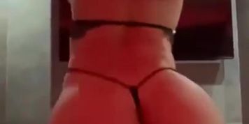 Viviane lomelin