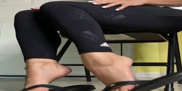 Dangling rican feet