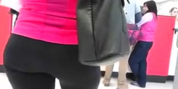 Lady ass long tail