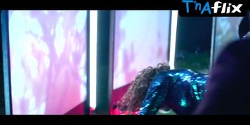 Ella Balinska Sexy Scene  in Charlie'S Angels (Norma Joel)