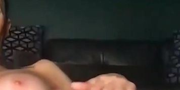 HORNY WOMAN WANT TO SQUIRT (ONLYFANS)
