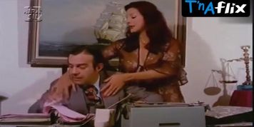 Meiry Vieira Sexy Scene  in Pintando O Sexo