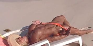 Muscles on the Beach