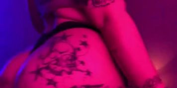 By p0puL4r D3m4nd: The Tattooed Pawg