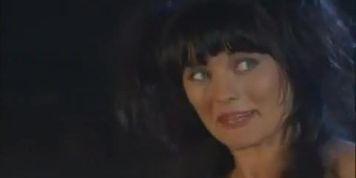 Lucy Lawless Sexy Scene  in Xena: Warrior Princess