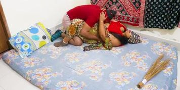 Chubby Desi Mother Fucks Young Boy &ndash; Real Homemade Village Xxx