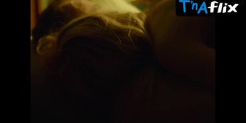 Anna Slyusareva Breasts Scene  in Navodneniye