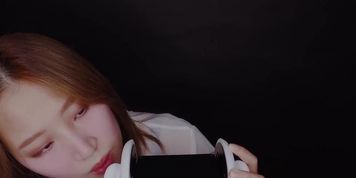 ASMR Snow Ear Sucking
