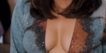Chitrangada Singh Breasts Scene  in Housefull 5
