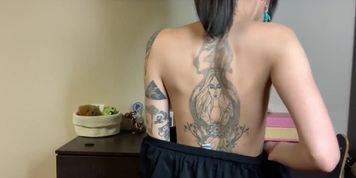Nina Fucks her pussy with Deodorant TRAILER