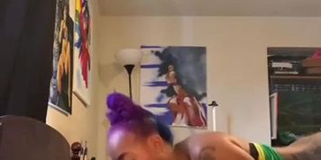 Ladies, this is how you ride a cock