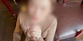 Hot Thai teen fuck with her boss on the desk. - Babyssww สาวไทย เย็ดกับบอสบนโต๊ะทำงาน