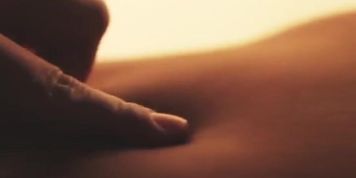 The Subtle Beauty Of A Belly Button (Larissa Mendes)