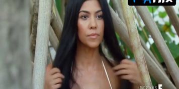 Kourtney Kardashian Bikini Scene  in Keeping Up With The Kardashians