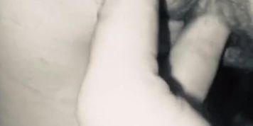 Hot Milf in einer Bar gefingert und heimlich gefilmt 