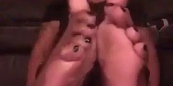 Bori Latina Ebony Stinky Feet and Sniff 