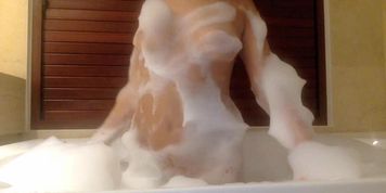Bella bath