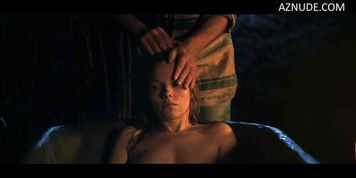 Roma Gasiorowska Breasts Scene  in Roj