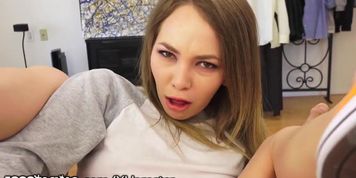 I Start With 4 Fingers & Finish With Cum All Over My Face (Angel Smalls, Pavel Matous)