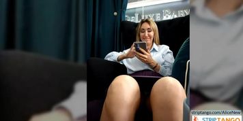 Watch- Click -Connect It is That Easy to Get Close to Her. Chat Chat Cam To Cam