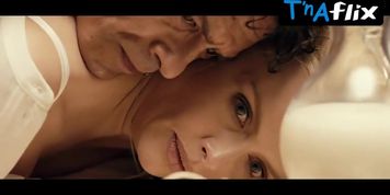 Anna Churina Sexy Scene  in Posledniy Vagon: Vesna