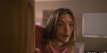 Lulu offer herself to stepbro Axel  to fulfill his wild fantasy