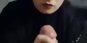 Hijabi Sucking