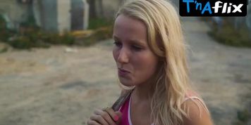 Saara Kadak Breasts Scene  in Mustat Lesket