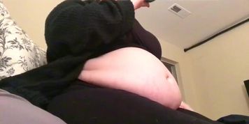Ffafeed chugs soda