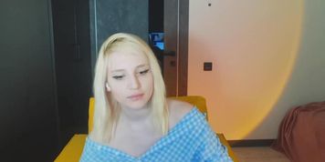 Cyber doll the hottest woman on the planet tonight