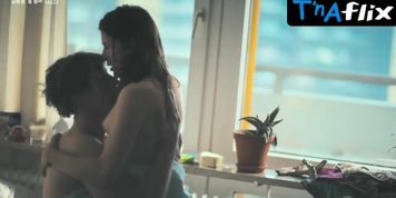 Christina Hecke Breasts Scene  in Kasimir Und Karoline