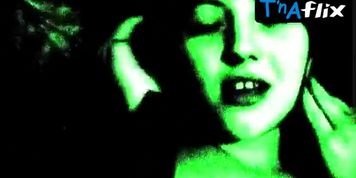 Simone Rawski Breasts,  Butt Scene  in Green Lust!